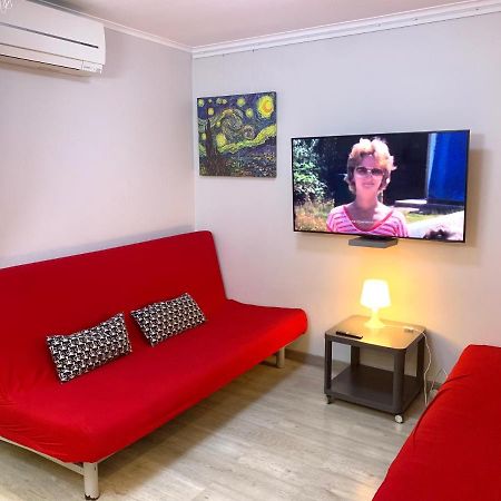 Camp Nou, Europa Fira - Modern Two-Bedroom Apartment With Heating L'Hospitalet de Llobregat Kültér fotó