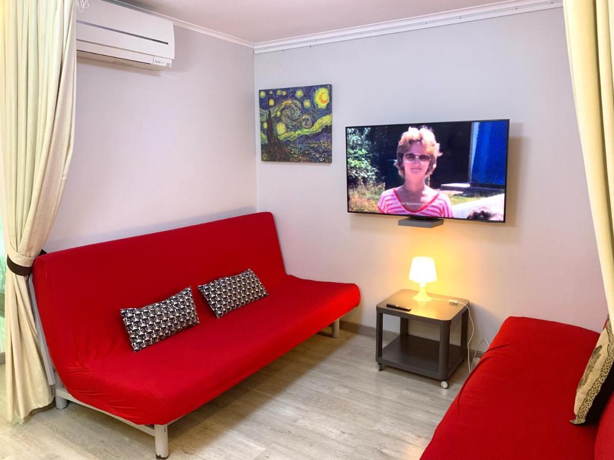 Camp Nou, Europa Fira - Modern Two-Bedroom Apartment With Heating L'Hospitalet de Llobregat Kültér fotó